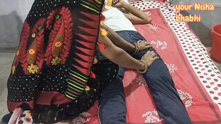 sasur ka payar dabate 2 bahu ne gand marwali - 2 image