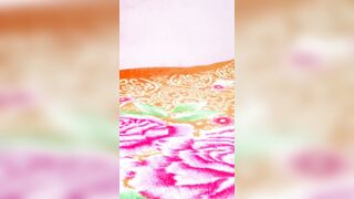 Desi bhabi alone at noon time got horny and started playing nude inserting cucumber in pussy - 8 image
