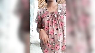 Thick Desi Aunty Cumming Squirting So Good On Vibrator