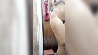 Indian teen girl making fit body bathing by shampoo clean pussy - 9 image