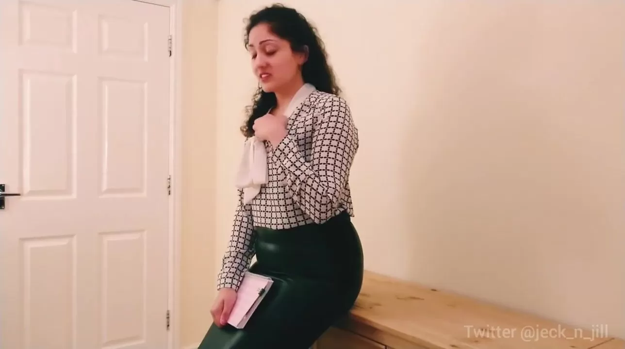 Indian secretary forgets about her husband after getting rough fucked by her boss picture