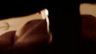 La scopo in continuazione e non ne ha mai abbastanza, non riesce a trattenere i suoi orgasmi