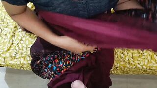 Indian Desi maid pussy Fucking with room owner clear Hindi audio - 5 image