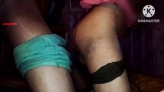 Village ki desi aunty ko jamkar chudai Kiya bahut masti hua aunty ki deep chut - 1 image