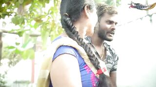 INDIAN DESI BOYFRIEND HARDCORE FUCK WITH GIRLFRIEND IN THE PARK ( HINDI AUDIO ) - 2 image