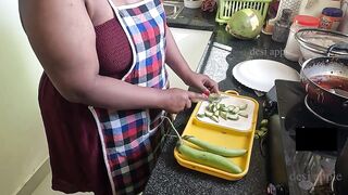 My Indian girlfriend fucking with brinjal in kitchen when she is alone at home - 2 image