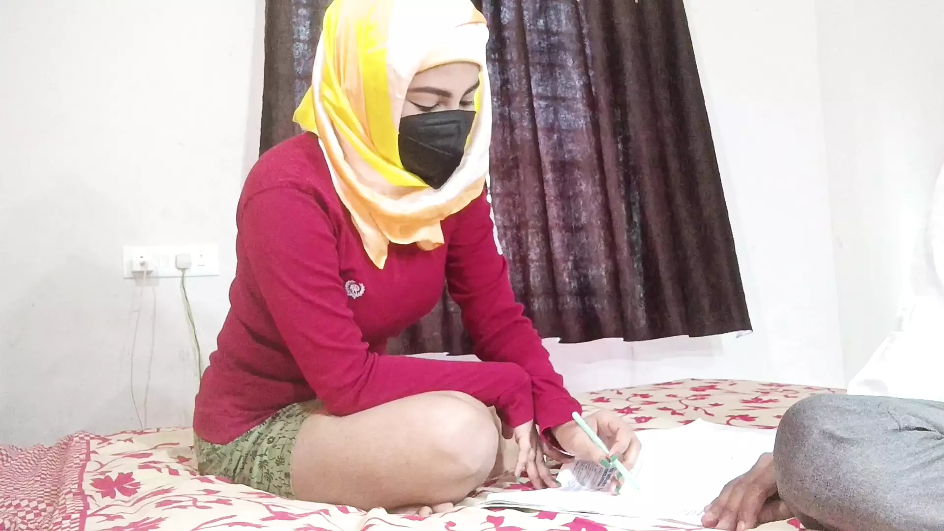 1920px x 1080px - College Desi Muslim Girl ne apane tusion teacher ke sath kiya Sex watch  online