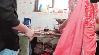 Kitchen me kam karate Samy bhabhi ko sahab ne chod diya hard fucking - 3 image