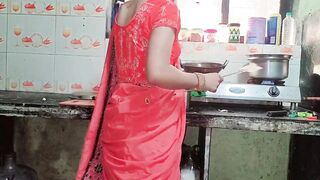 Kitchen me kam karate Samy bhabhi ko sahab ne chod diya hard fucking - 7 image