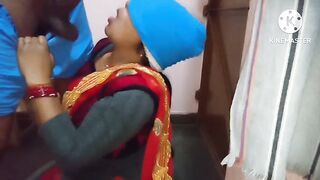 Indian Desi wife deepthot with Hindi audio !! amezing blowjob Desi wife !! - 3 image
