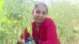 Cheating the sister-in-law working on the farm by luring money In hindi voice