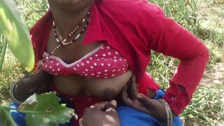 Cheating the sister-in-law working on the farm by luring money In hindi voice - 3 image