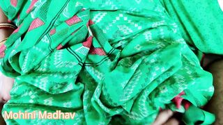 desi hardcore sex between student and teacher in classroom with rest room in green saree