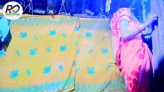 Prosi bhabhi ki devar ke saath ghori stalege chudai moka pakar Tang uthake jabardast saree me hindi audio aawaj Robopx - 11 image