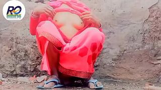 Indian Desi Village saree show finger - 1 image