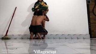 Green Saree indian Mature Sex In Fivester Hotel ( Official Video By villagesex91) - 8 image