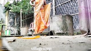 Indian Xxx Wife Outdoor Fucking ( Official Video By villagesex91) - 2 image