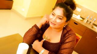 DESI COUPLE LOVE BIRD FUCKING EACH OTHER IN HOTEL