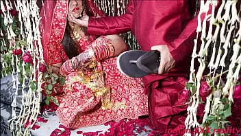 352px x 198px - Indian marriage honeymoon XXX in hindi watch online