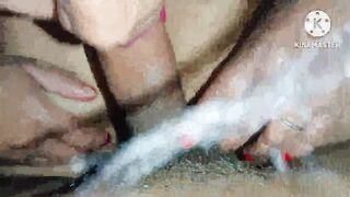 Indian desi annu ko land chusaya fir annu ki chut pr pi kiya - 14 image