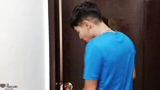 Fucking my stepsister's pussy until it's filled with cum CREAMPIE - Porn in Spanish - 3 image