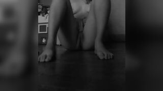 Desi college slut rubs and plays with her juicy cunt - 1 image