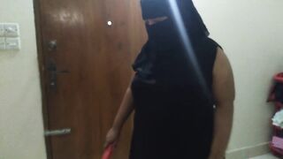Saudi hot maid sweeping house when owner saw her big tits & huge ass gets seduced & Hot cum in ass- Borka & Hijab aunty - 3 image
