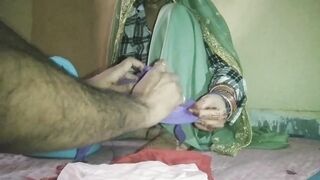 CONDOM+BRA BACHNE AAI BHABHI KO PAISO KA LAALACH DEKAR SHAADI SE PHLE CHUDAI KAR DIYA CLEAR VOICE ROLEPLAY HINDI AUDIO. - 2 image