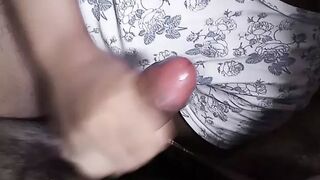 MY COUSINS HANDJOB AND SUCK MY BIG COCK