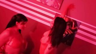 A night out for drinks Horny lesbian stepsisters lick their pussies intensely - Porn in Spanish