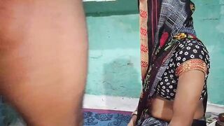 Meri randi Biwi ko land chusaya or Pani nikal diya desi wife ko land ka pani pilaya or haath se halwaya or boobs par hi pani - 3 image