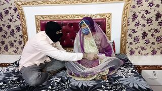 Desi Paki Suhagraat Sex with Clear Hindi&Urdu Audio - 1 image