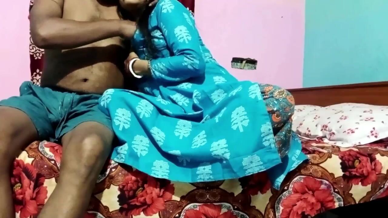 Holding The Boobs of the sexy wife in hands and rubbing them so she moaned  then fucked hard - Bengalixxxcouple Full HD 4K HOMEMADE sex watch online