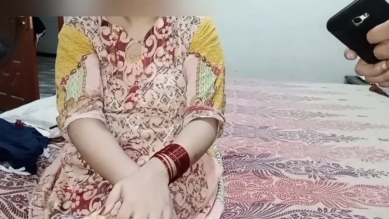 Rahul Mom Sex - Rahul ne Niko ko uski stepmom ka he Mms video send kar diya or Niko ne bhe  Apne stepmom ko choda, Rahul and Niko part2 ,Desi mom watch online