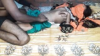 Desi Rekha bhabhi ki mast chudayi devar ne bhabhi ko garam kare key ghodi bana ke chodha