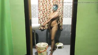 Horny Mature Indian Aunty Filmed While in Shower - 8 image
