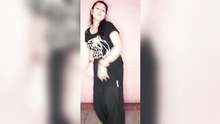 Nude dance bhojpuri dance music with puja - 4 image