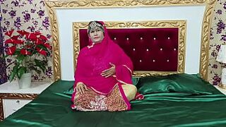 Most Beautiful Mature Bride Sex With Dildo On Her Wedding Night