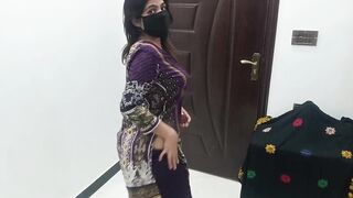 Sobia Nasir Live Nude Sexy Dance Custom Made Clip On Her WhatsApp Video Call Customer Demand - 3 image