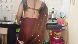 Jija ji ne Sali ko wife samja ke gand ko touch kiya - 2 image