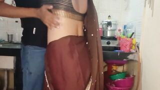 Jija ji ne Sali ko wife samja ke gand ko touch kiya