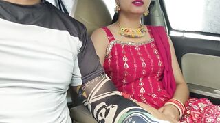 Cute Desi Indian Beautiful Bhabhi Gets Fucked with Huge Dick in car outdoor risky public sex.