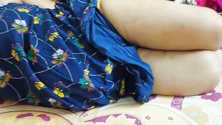 Gaand massage of Desi Bhabi Soniya - 12 image