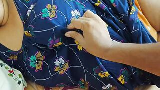 Gaand massage of Desi Bhabi Soniya