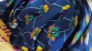 Gaand massage of Desi Bhabi Soniya - 3 image