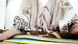 Devar ne bhabhi ko choda hot sexy desi bhabhi ki chudayi devar ne ke niche takiya lagakar choda - 11 image