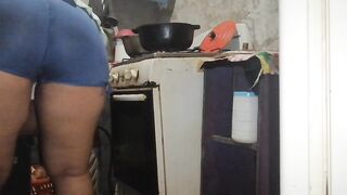 I'm so horny I go to my room and end up masturbating my delicious pussy