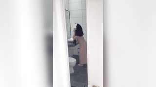 EPS. 10 - Bandung Celebgram Peeked at Photographer When Changing Clothes, Caught Peeking Continues 2 Rounds