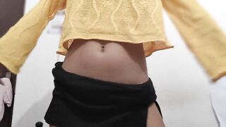 Desi girl showing her boobs and masturbating