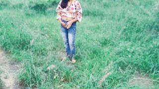 Desi Sexy Soniya Bhabhi fucked when talking with devar, outdoor farms sex Hindi audio - 4 image